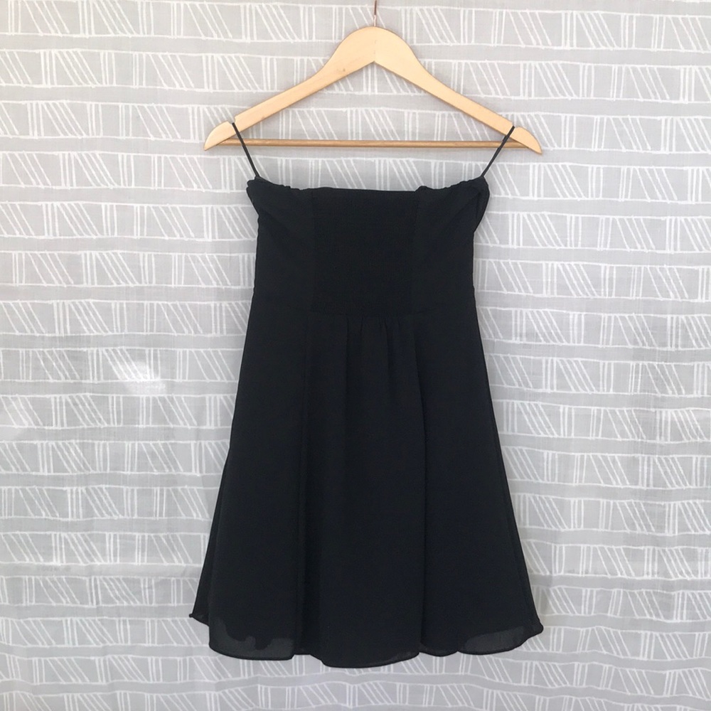 Express Strapless Dress - Picture 2 of 5